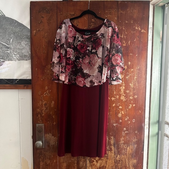 Size 14 Connected Apparel Dress - Picture 6 of 6